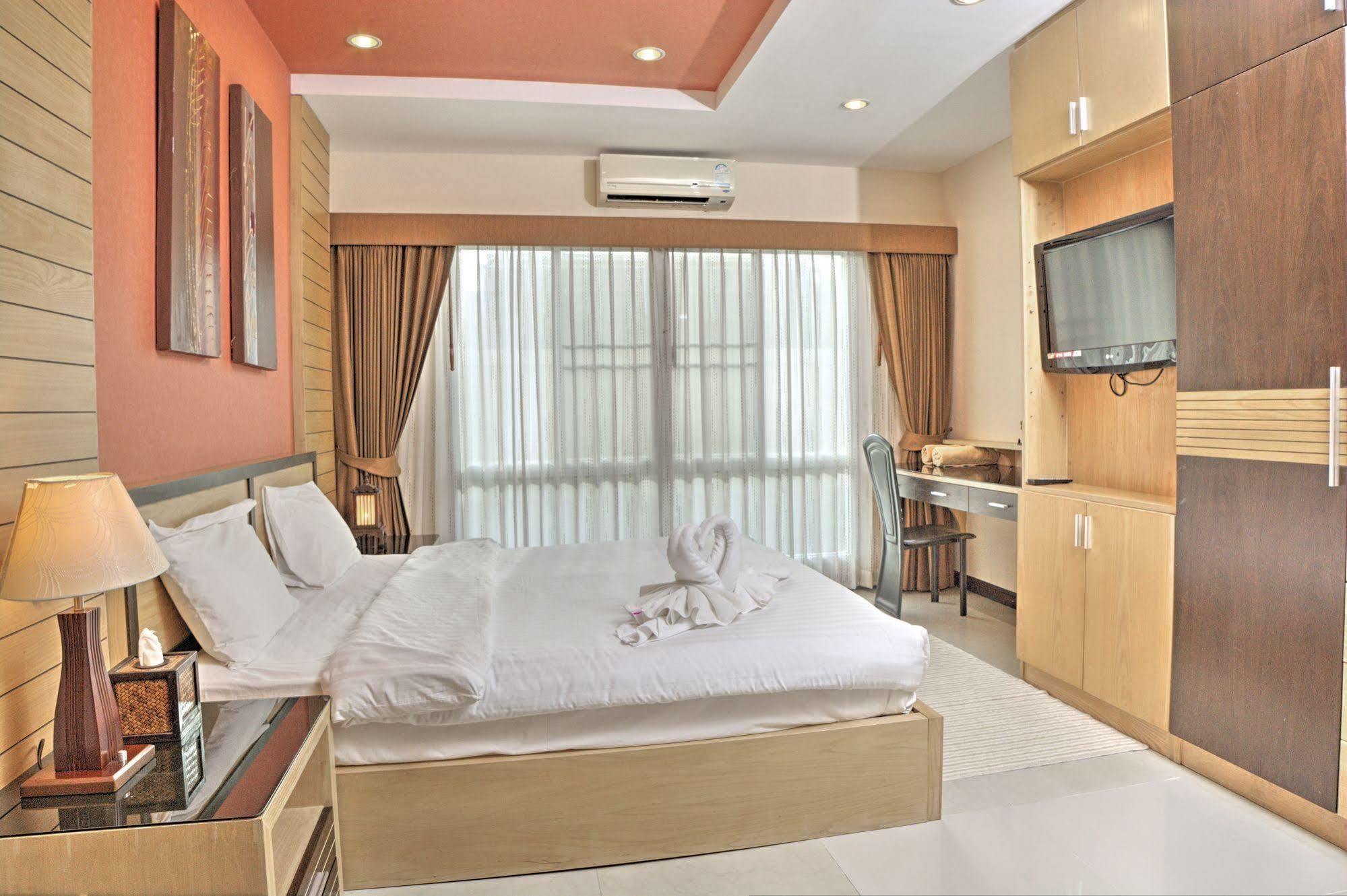 Whispering Palms Suite Bãi biển Chaweng Ngoại thất bức ảnh