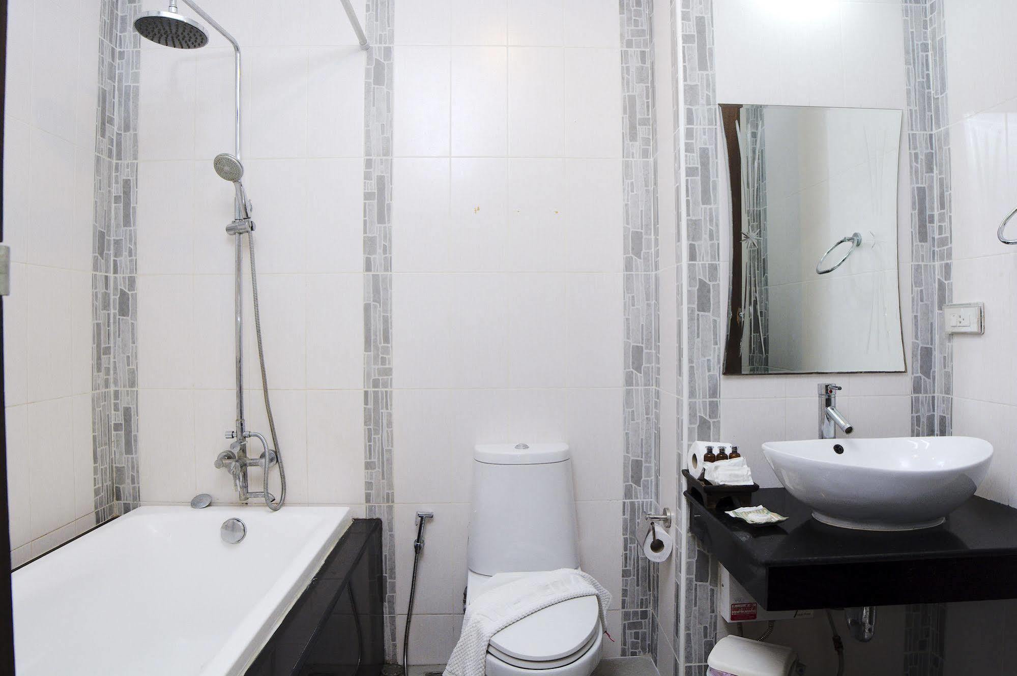 Whispering Palms Suite Bãi biển Chaweng Ngoại thất bức ảnh